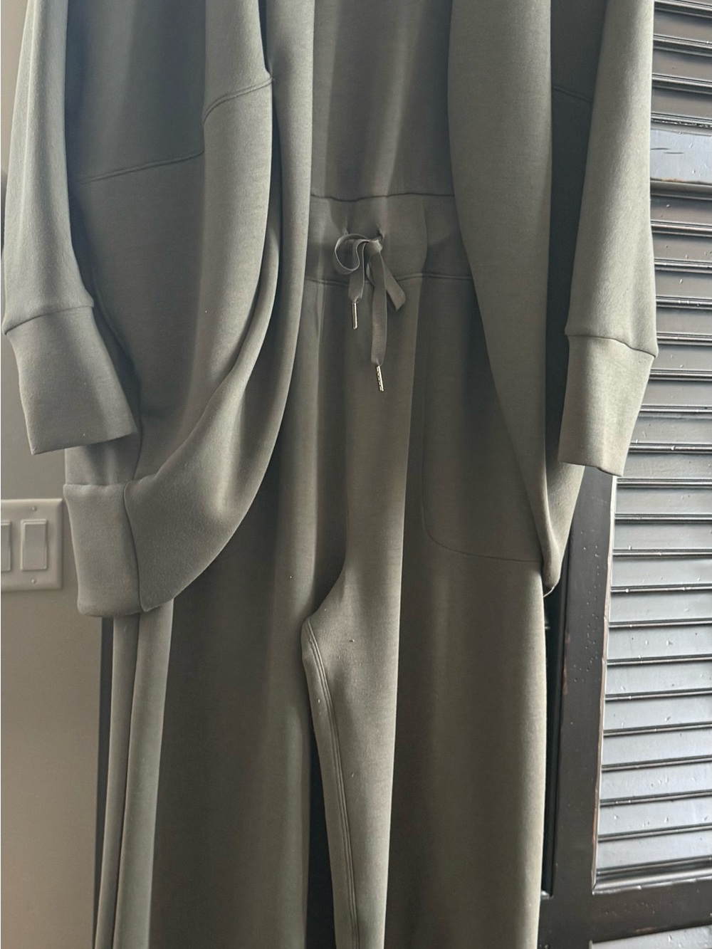 SPANX Air Essential Jumpsuit With Cocoon Wrap Cardigan. Size XL-1X Dk Olive SET